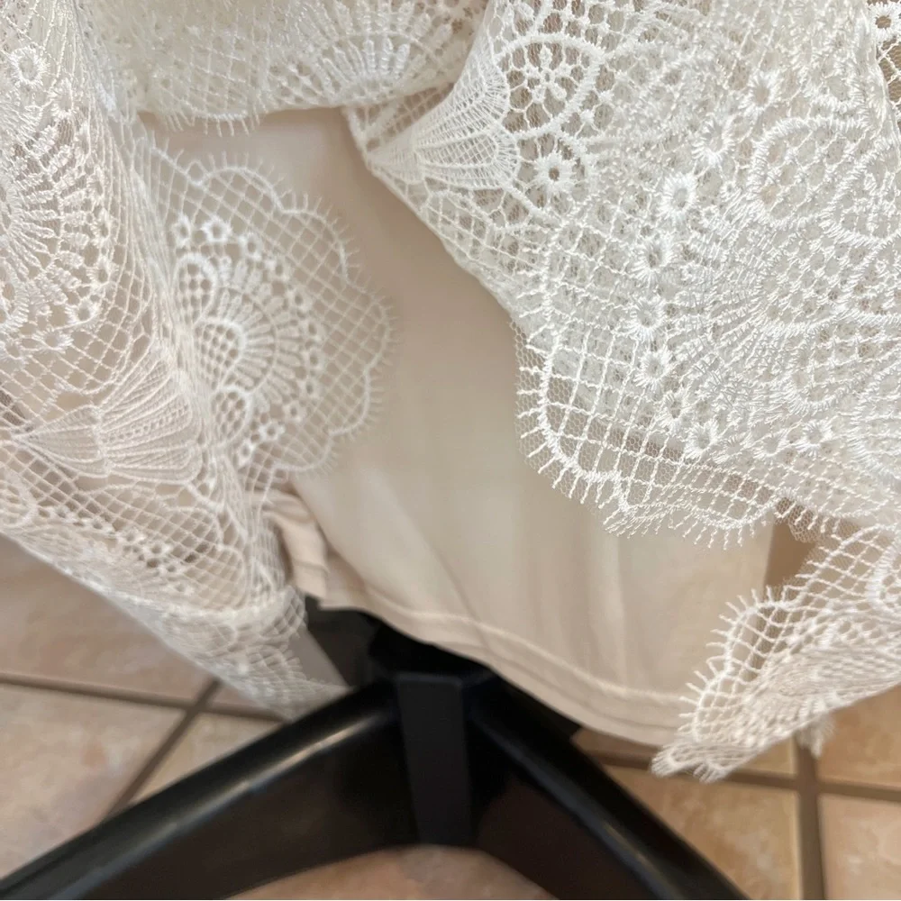 TADASHI SHOJI Women’s Size 16 Ivory Sleeveless Caye Racer Neck Lace Wedding Gown - Picture 11 of 13